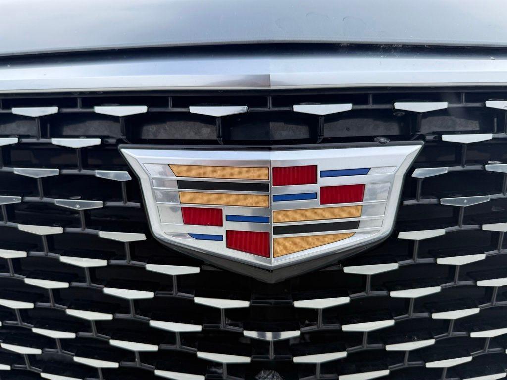 used 2024 Cadillac XT6 car, priced at $45,250