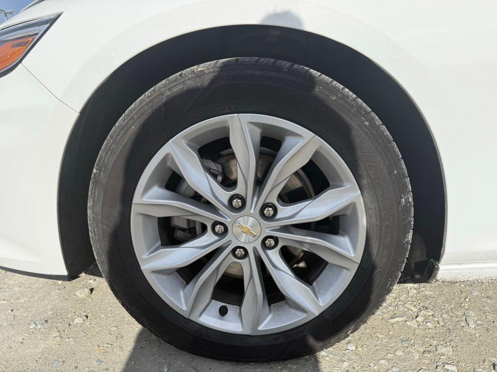 used 2025 Chevrolet Malibu car, priced at $20,405