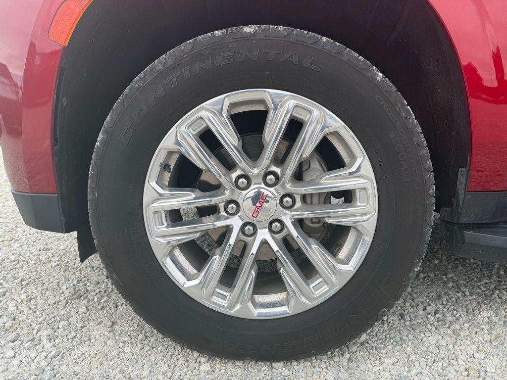 used 2024 GMC Yukon car, priced at $50,679