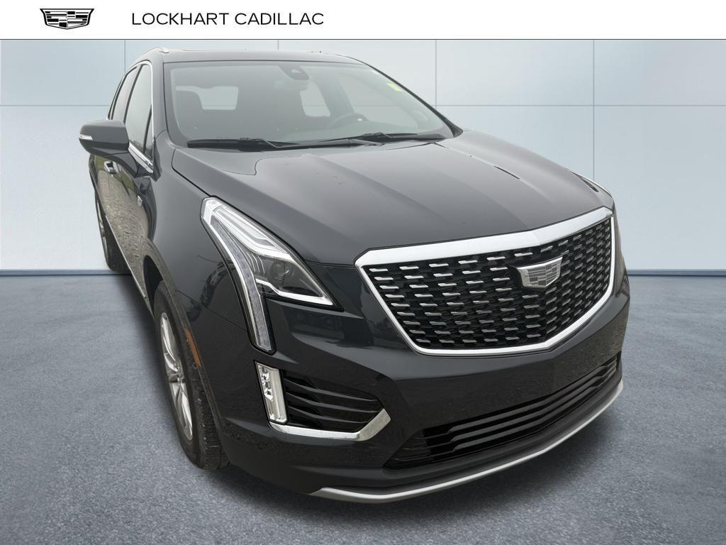 used 2023 Cadillac XT5 car, priced at $35,550