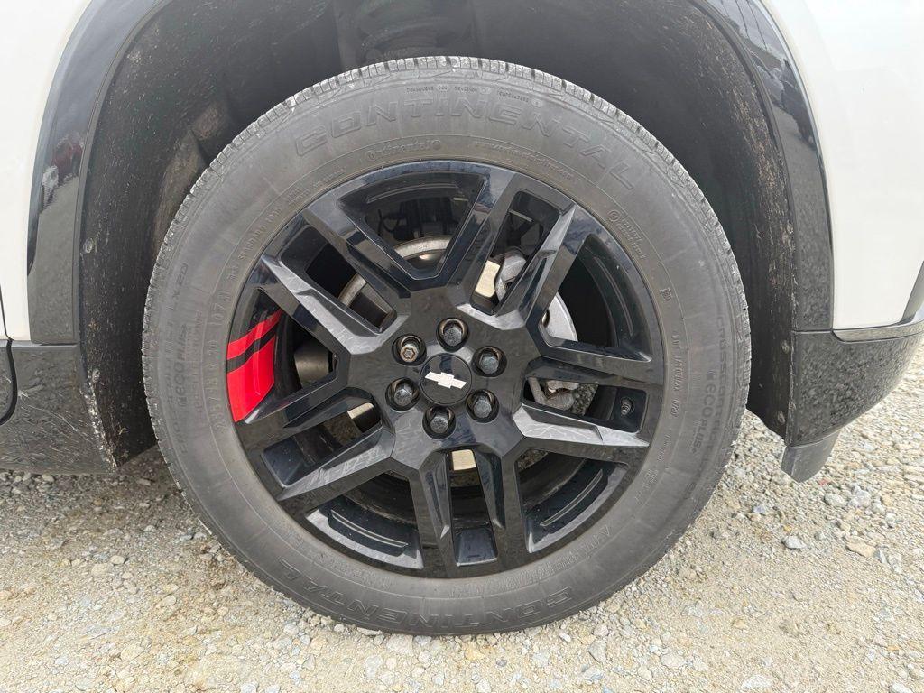 used 2020 Chevrolet Traverse car, priced at $29,900