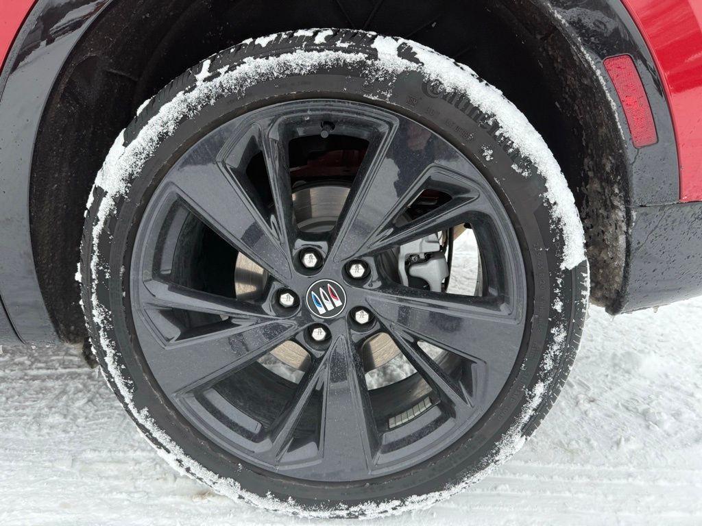 used 2025 Buick Envision car, priced at $28,125