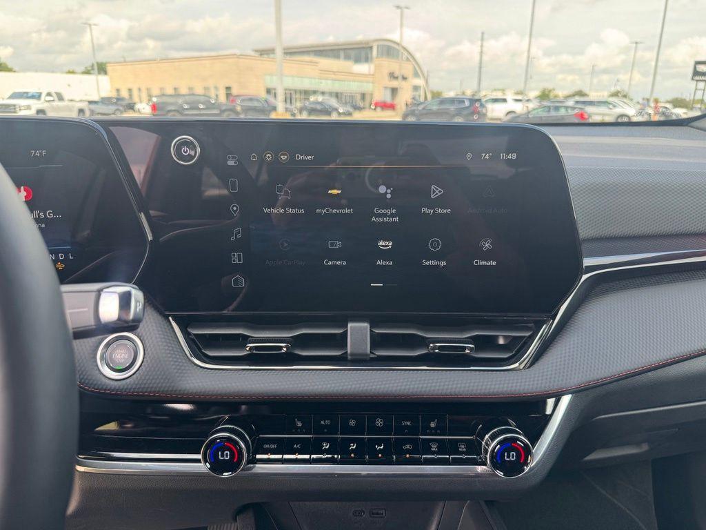 used 2025 Chevrolet Equinox car, priced at $31,119