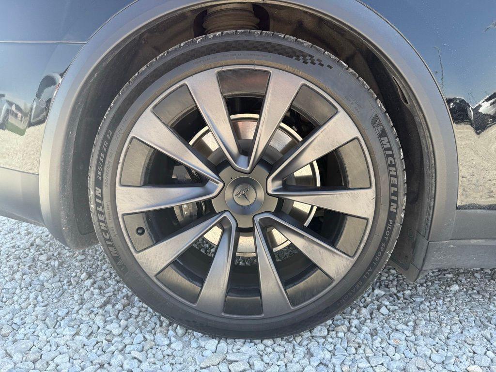 used 2022 Tesla Model X car, priced at $61,555