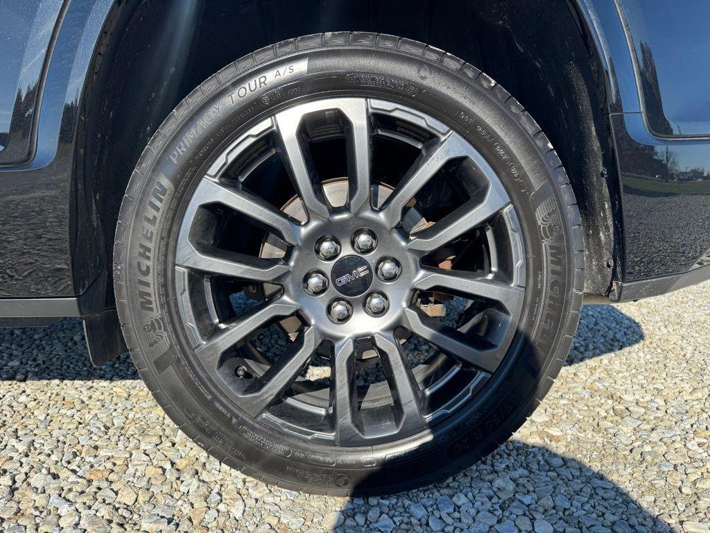 used 2023 GMC Acadia car, priced at $30,555