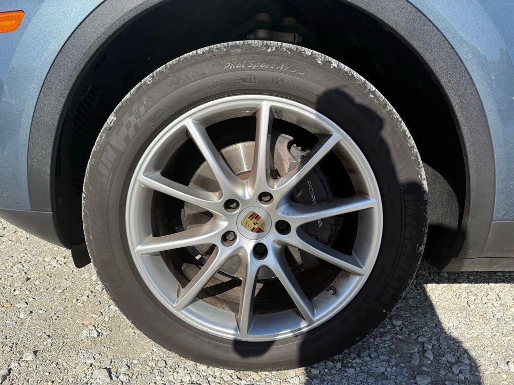 used 2020 Porsche Cayenne car, priced at $35,500
