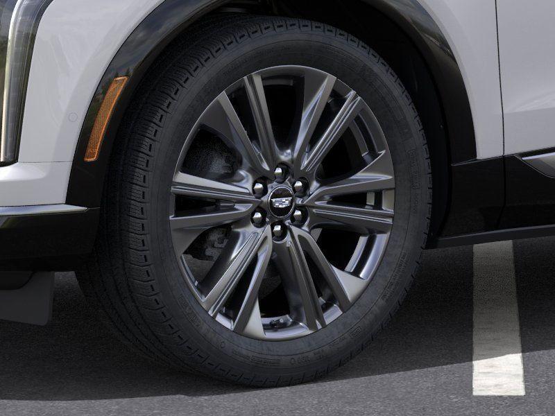 new 2025 Cadillac OPTIQ car, priced at $61,195