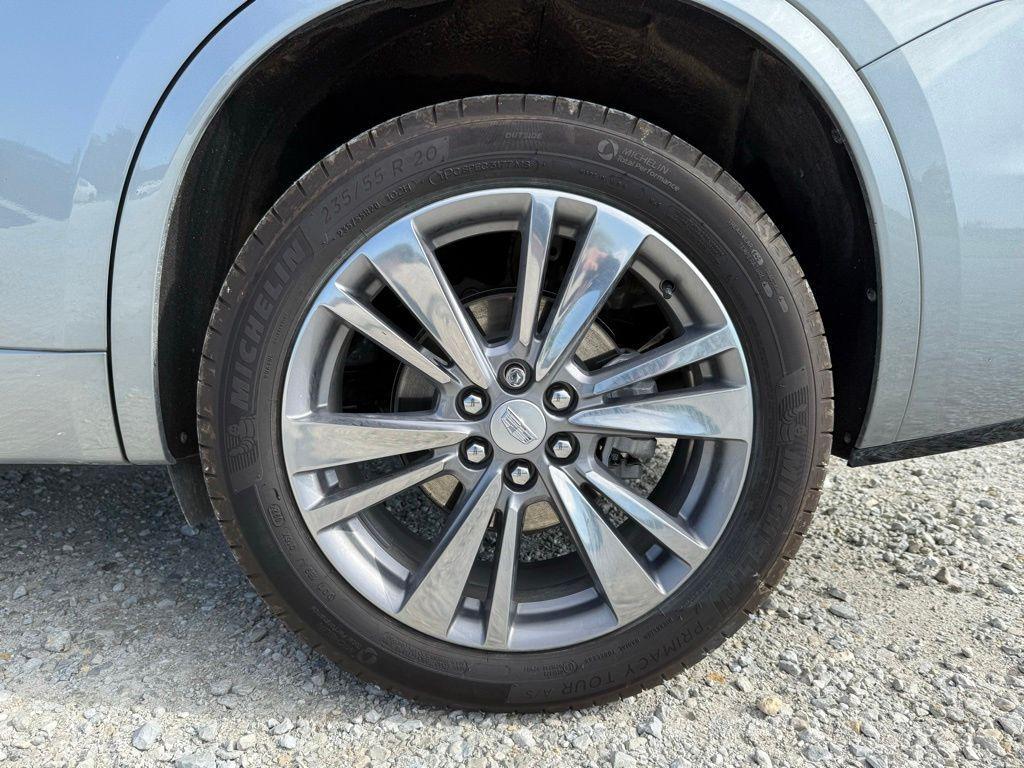 used 2024 Cadillac XT6 car, priced at $45,424