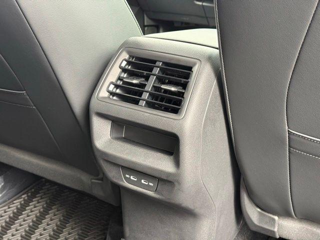 new 2026 Volkswagen Tiguan car, priced at $38,143