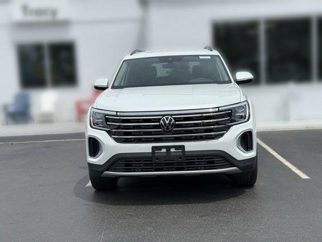 new 2026 Volkswagen Atlas car, priced at $46,302
