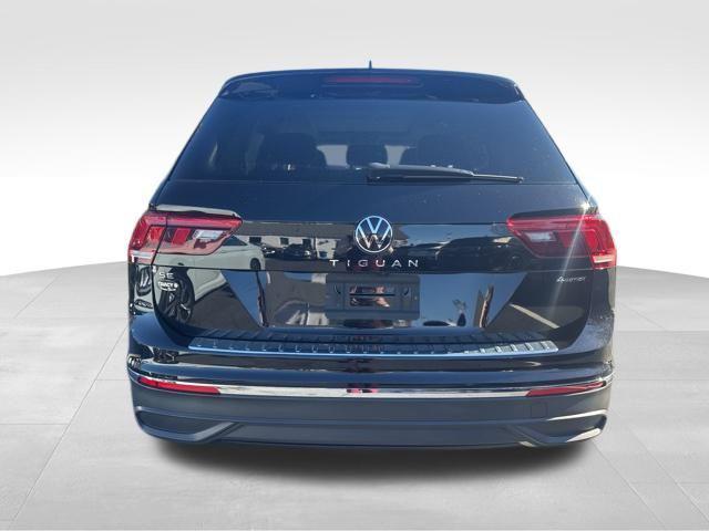 used 2022 Volkswagen Tiguan car, priced at $24,919