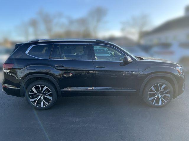 new 2026 Volkswagen Atlas car, priced at $54,489