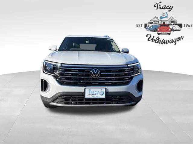 new 2026 Volkswagen Atlas car, priced at $50,388