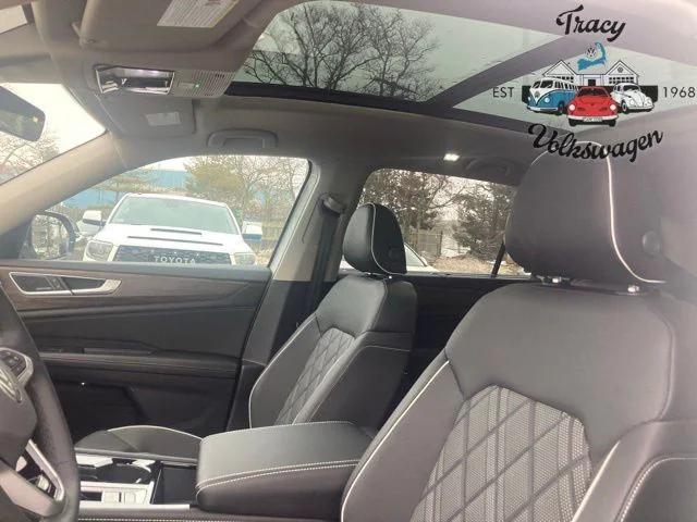 new 2026 Volkswagen Atlas car, priced at $55,500