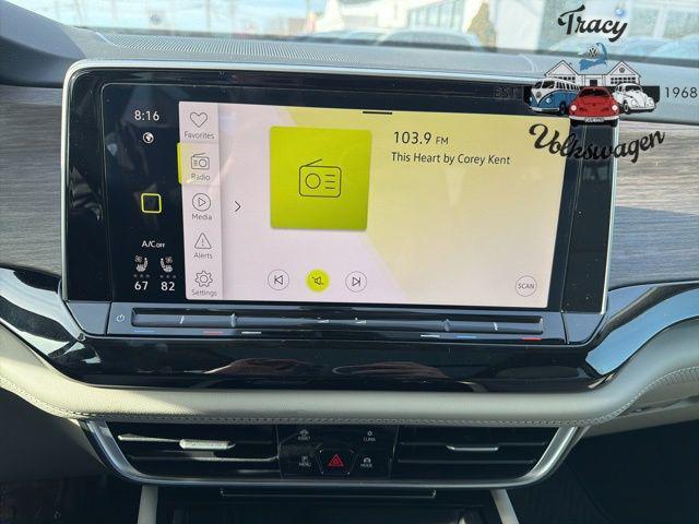 new 2026 Volkswagen Atlas car, priced at $51,238