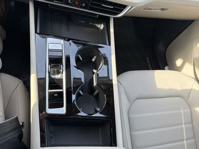 new 2026 Volkswagen Atlas car, priced at $51,238