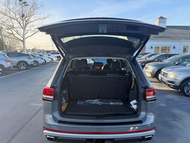 used 2025 Volkswagen Atlas car, priced at $43,561