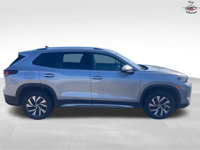 new 2026 Volkswagen Tiguan car, priced at $32,203