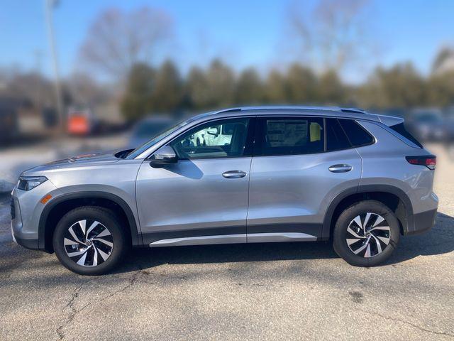 new 2026 Volkswagen Tiguan car, priced at $31,298