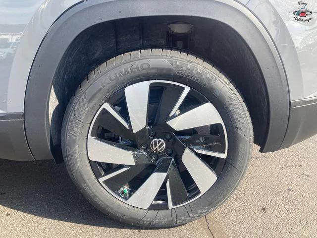 new 2026 Volkswagen Atlas Cross Sport car, priced at $44,854