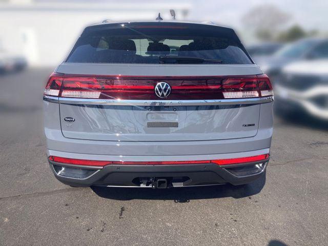 new 2026 Volkswagen Atlas Cross Sport car, priced at $44,449