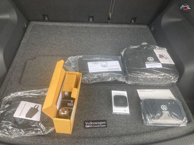 new 2026 Volkswagen Atlas Cross Sport car, priced at $46,946