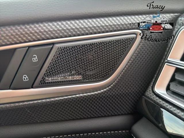 new 2026 Volkswagen Atlas Cross Sport car, priced at $52,199