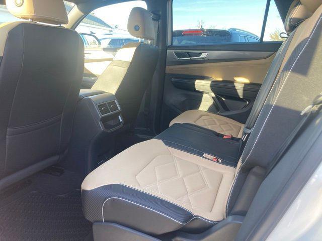 new 2026 Volkswagen Atlas Cross Sport car, priced at $37,739