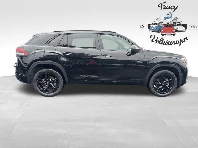 new 2026 Volkswagen Atlas Cross Sport car, priced at $49,139