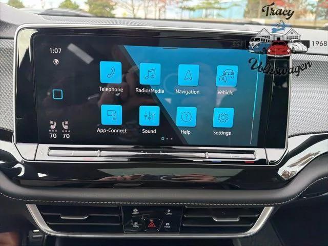 new 2026 Volkswagen Atlas Cross Sport car, priced at $52,349