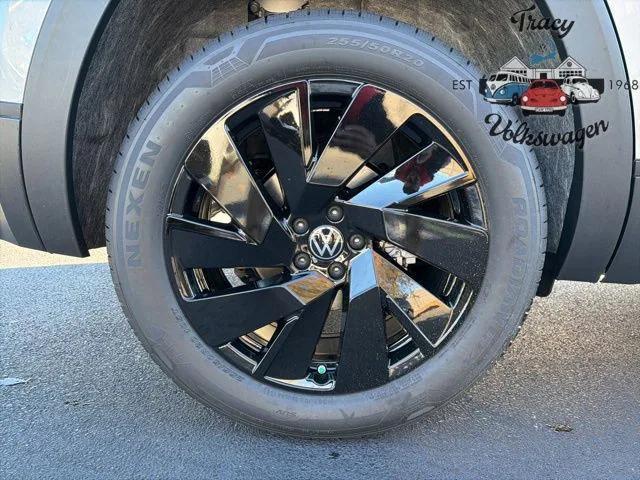 new 2026 Volkswagen Atlas car, priced at $47,200