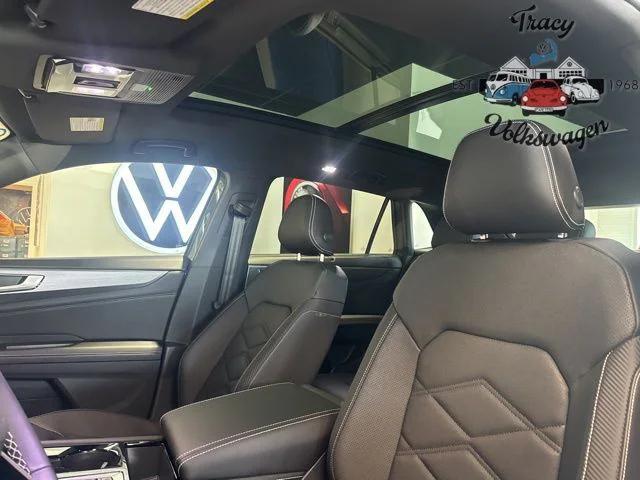 new 2026 Volkswagen Atlas Cross Sport car, priced at $44,751