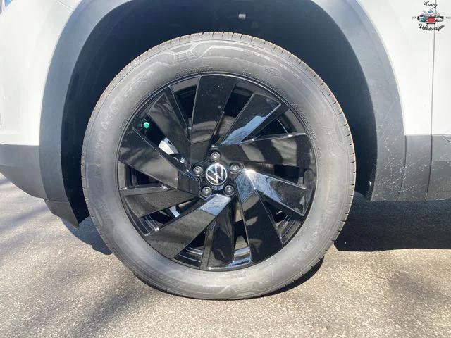 new 2026 Volkswagen Atlas car, priced at $49,175