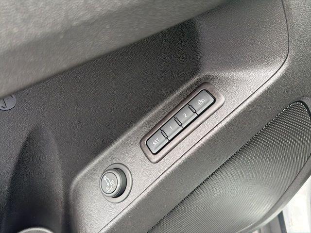 used 2020 Chevrolet Equinox car, priced at $19,765