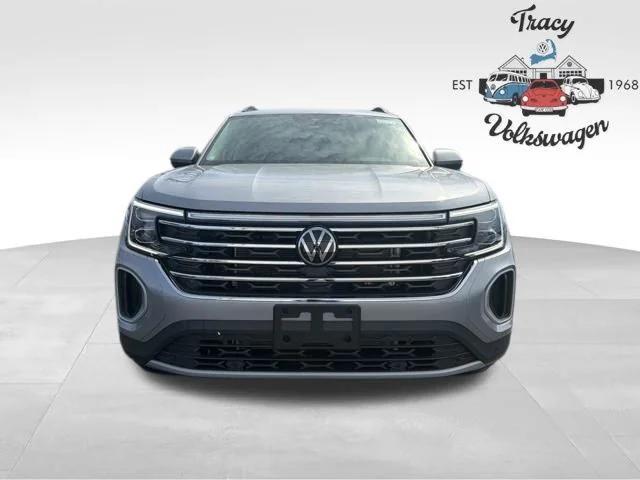 new 2026 Volkswagen Atlas car, priced at $48,720