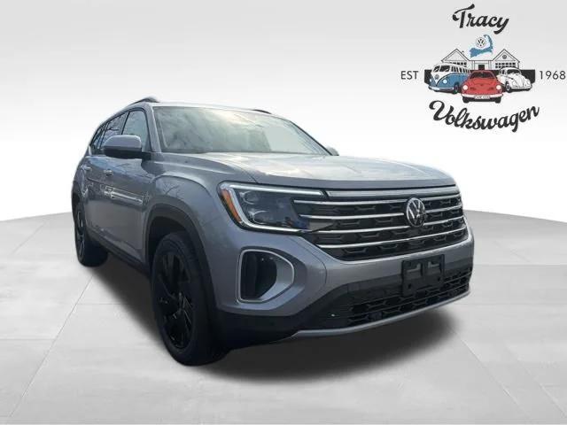 new 2026 Volkswagen Atlas car, priced at $48,720