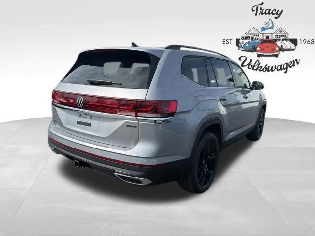 new 2026 Volkswagen Atlas car, priced at $48,720