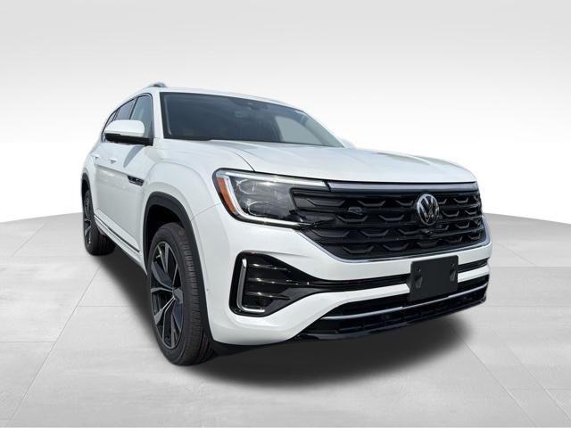 new 2026 Volkswagen Atlas car, priced at $57,398