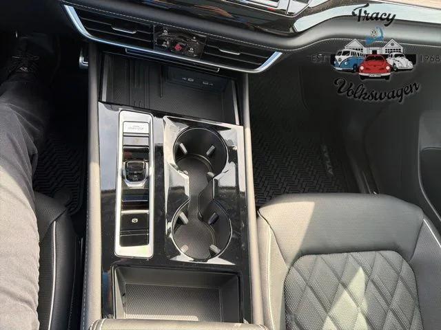 new 2026 Volkswagen Atlas car, priced at $57,398