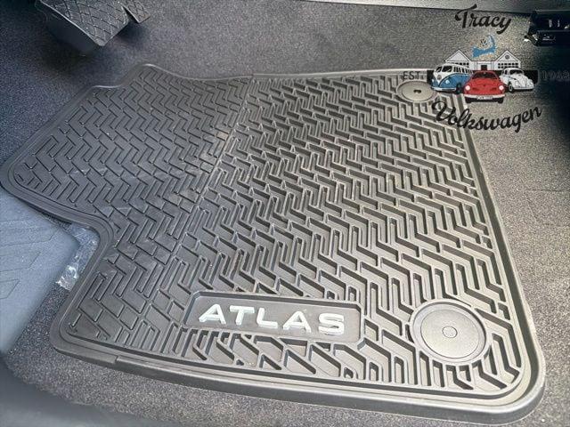 new 2026 Volkswagen Atlas car, priced at $47,500