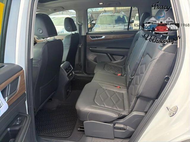 new 2026 Volkswagen Atlas car, priced at $47,500
