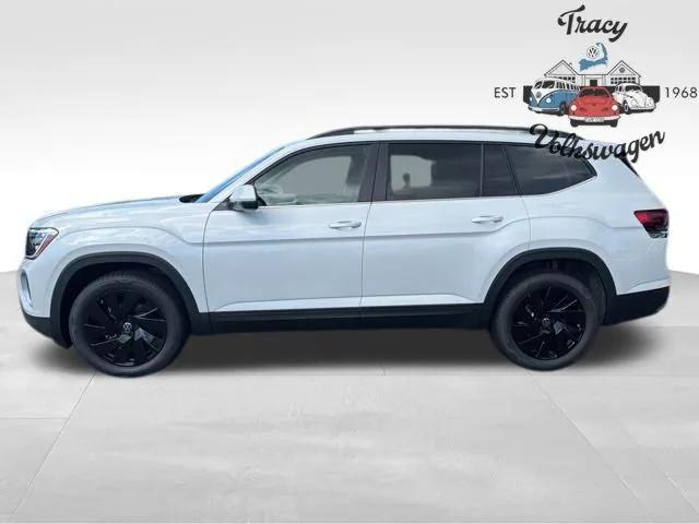 new 2026 Volkswagen Atlas car, priced at $47,500