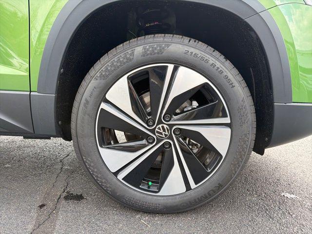new 2026 Volkswagen Taos car, priced at $31,866