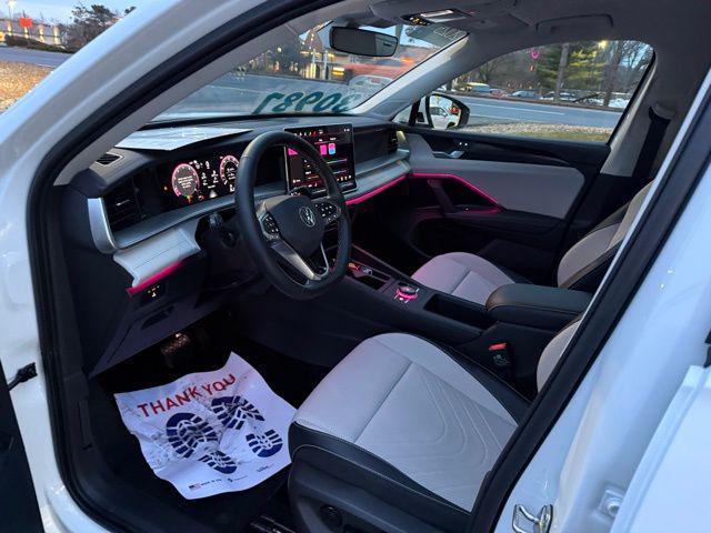 used 2025 Volkswagen Tiguan car, priced at $30,987