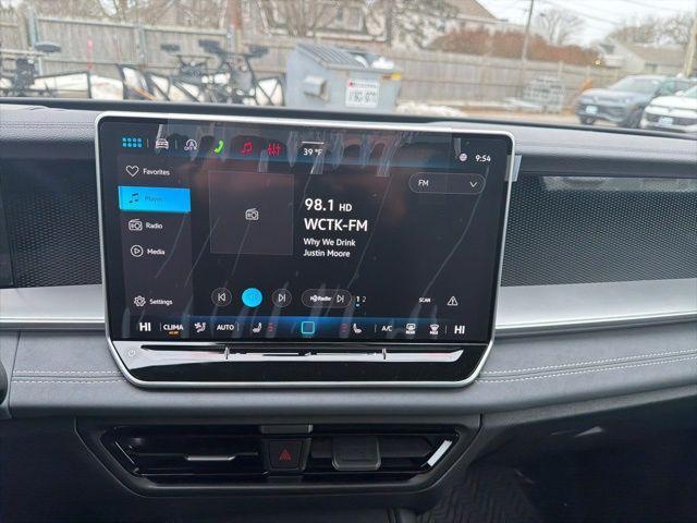 new 2026 Volkswagen Tiguan car, priced at $39,048