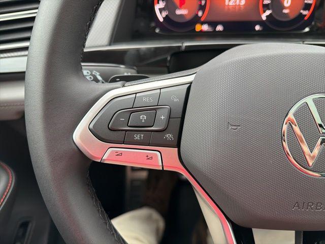 new 2026 Volkswagen Atlas car, priced at $48,668
