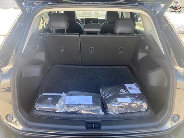 new 2026 Volkswagen Tiguan car, priced at $35,003