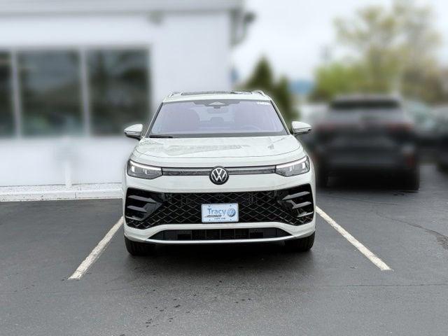 new 2026 Volkswagen Tiguan car, priced at $45,677
