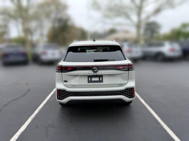 new 2026 Volkswagen Tiguan car, priced at $45,677