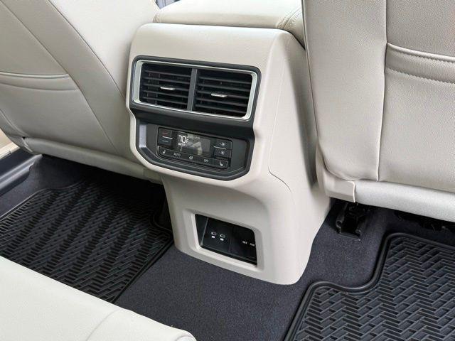 new 2026 Volkswagen Atlas car, priced at $54,798